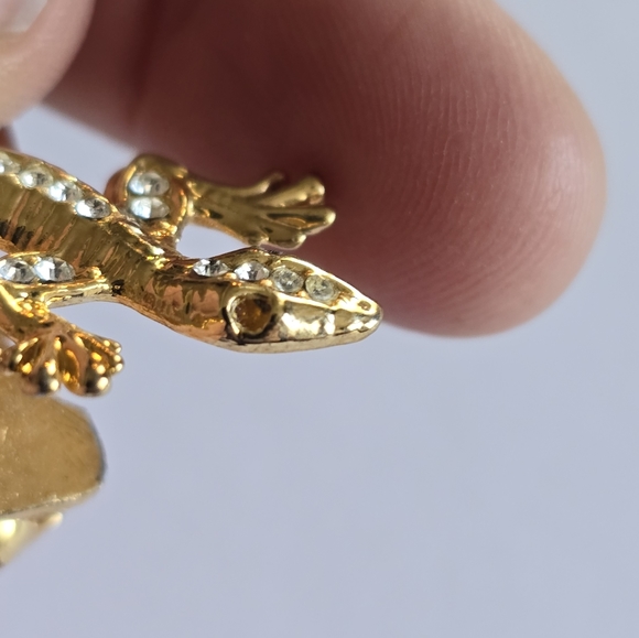 Vintage lizard brooch trembler tremblant pin gold tone salamander gecko reptile - Picture 9 of 10